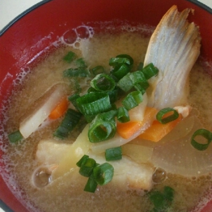 節約なのに豪華 鮭のあら汁 レシピ 作り方 By おいもマロン 楽天レシピ 節約なのに豪華 鮭のあら汁 レシピ 作り方 By おいもマロン 楽天レシピ
